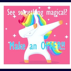 FAST SHIPPER⭐️POSH AMBASSADOR⭐️TOP SHARER